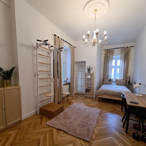 BenchK 721W + A204 Series 7: 700 Wall Bars (White) + Steel Pull Up Bar + Gymnastics Accessories - assembled