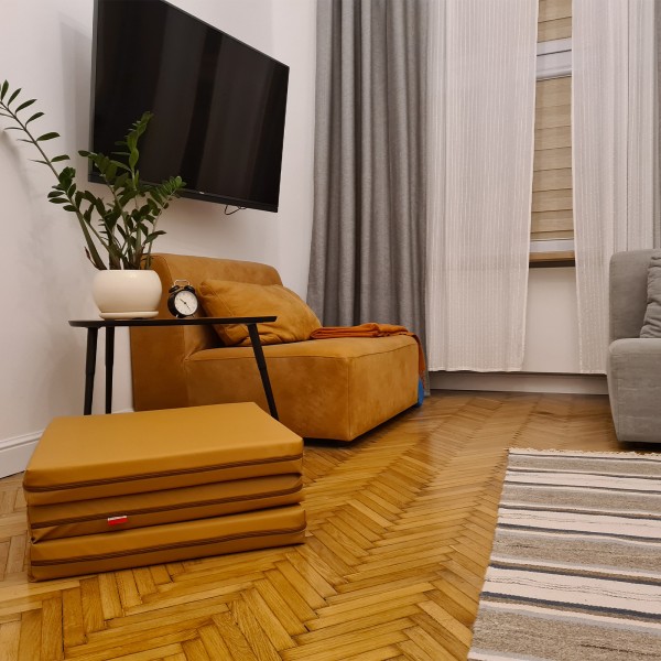 BenchK Mat Brown - mat used as a stylish living room seat