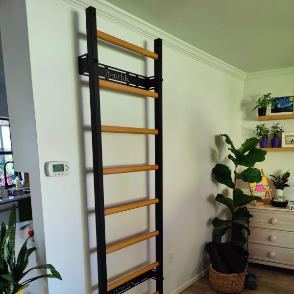 BenchK Wall Holders Black WHB + S8 - reliable wall mounting