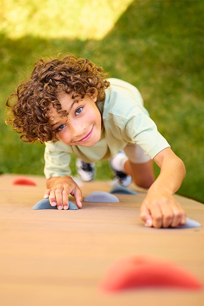BERG PlayBase Climbing Wall