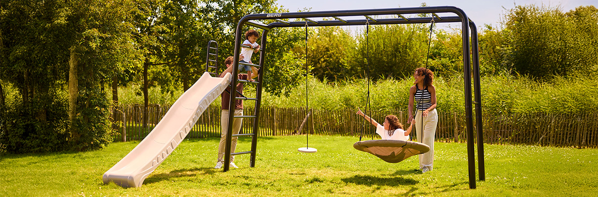 BERG PlayBase Platform & Slide