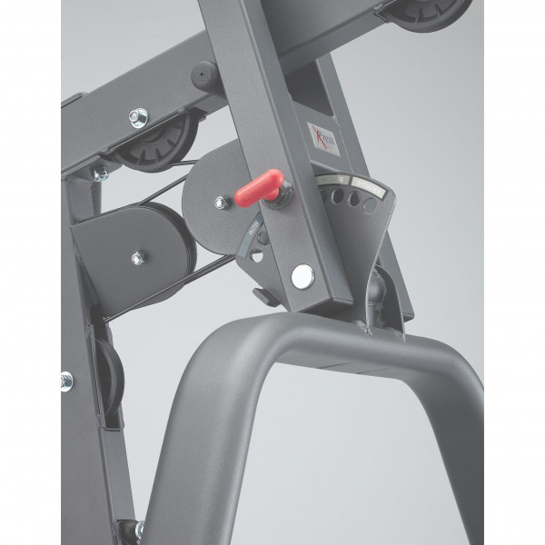 Detail picture of upper pulleys in BodyCraft X-Press Pro