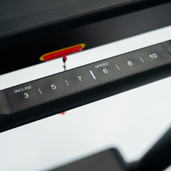 Speed and incline markings on the BodyMax TM70 treadmill