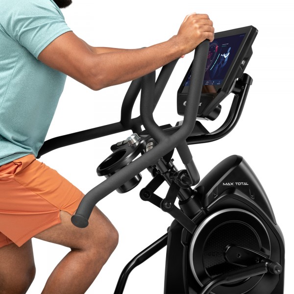 6-grip handlebars of the BowFlex Max Total 40