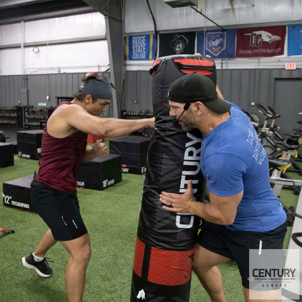 Century Versys VS.1 - Lifestyle - Partner training