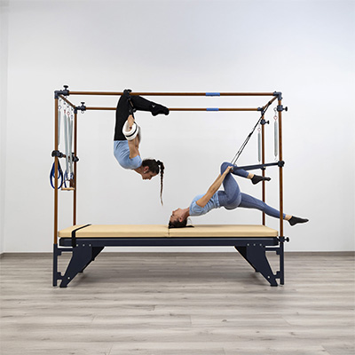 Partner acrobatic work on the HEGREN TALMA TRC Cadillac Trapeze