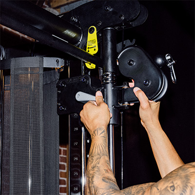 Image of a model adjusting the SF6