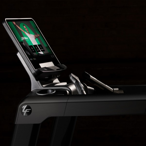 Side view of the Discover SE4 Console on the Life Fitness Integrity+ Treadmill