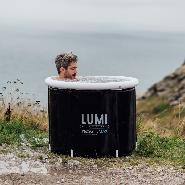 Lumi Recovery Pod Max - Outdoor plunge