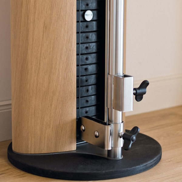 Benefit from the NOHRD SlimBeam Cable Machine's 75kg weight stack, including 14 x 5kg plates and a 5kg base weight.