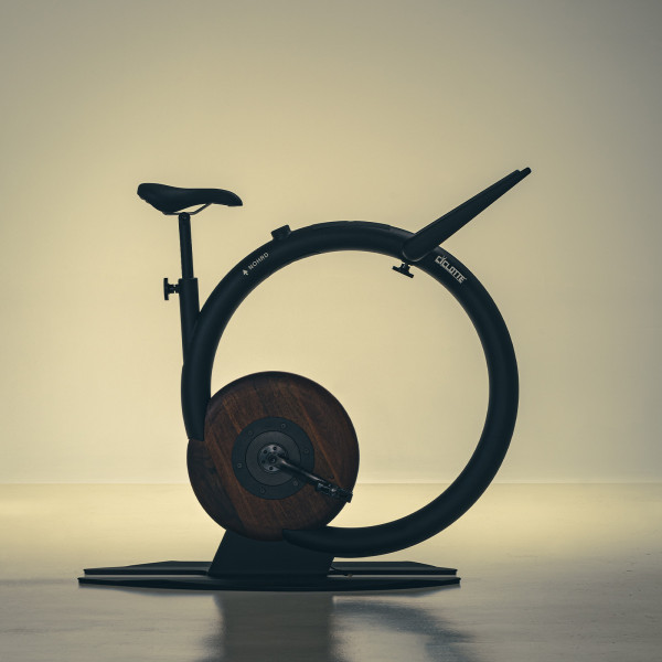 Side profile view of the NOHRD Ciclotte in studio setting
