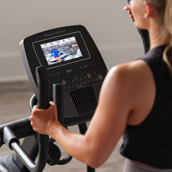 Console view of the ProForm Carbon E7 Elliptical during iFIT workout