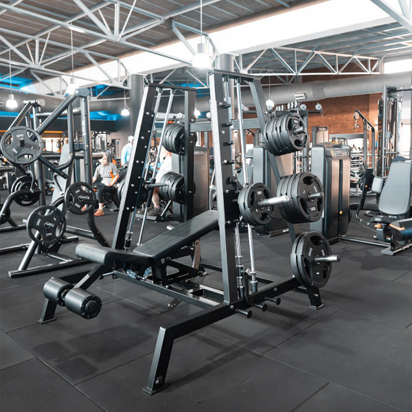 Skelcore Pro Plus Series Multi Functional Smith Chest Press - Lifestyle - Full machine angle