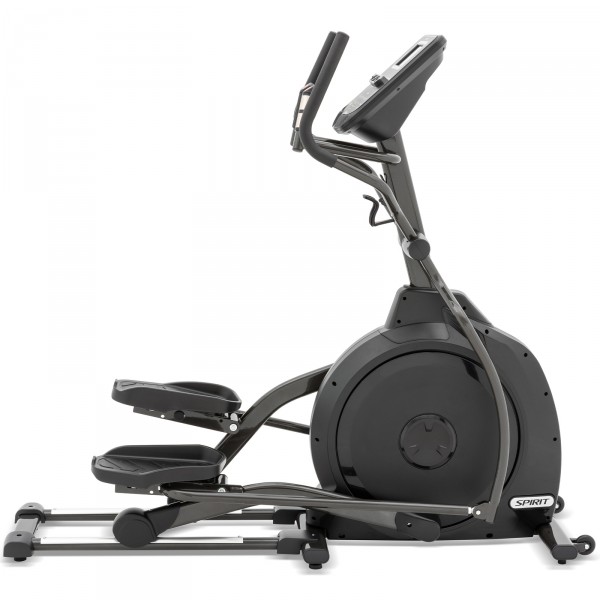 Right-side view of the Spirit XE195 Elliptical.
