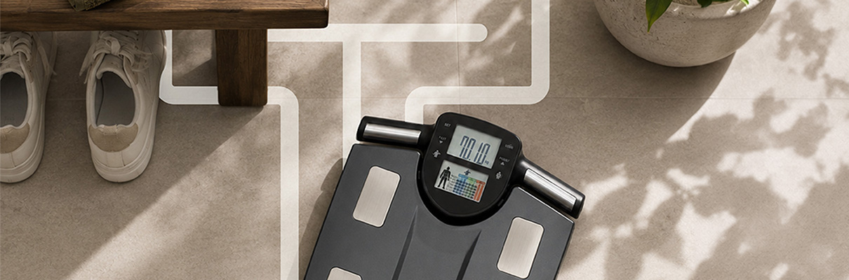 Banner showing the TANITA RD-445 HR Body Scale in a home setting