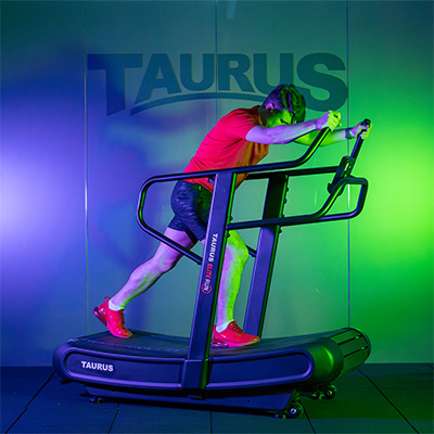 Taurus Elite Run Curved Treadmill