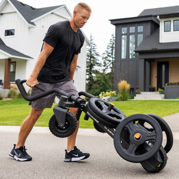 Image of the Torque TANK M1S - Image of a model using the M1S in wheelbarrow mode