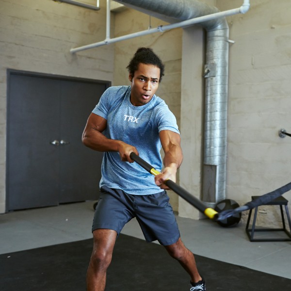 TRX Rip Trainer - lifestyle - training in garage