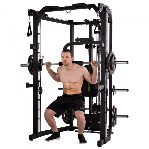 Tunturi SM80 Smith Machine - smith machine in use